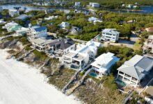 Maisons sur le front de mer en Floride