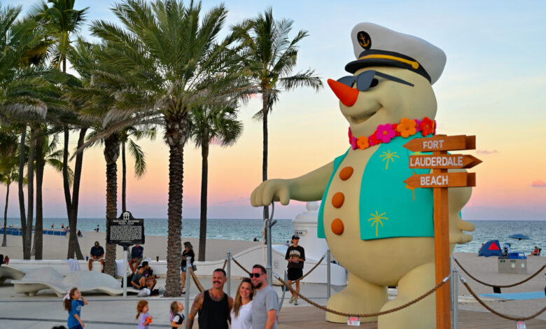 Ft Lauderdale Beach : Nos photos et vidéo de l'éclairage de Noël et du nouveau bonhomme de sable !