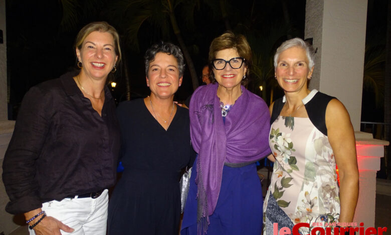 Au centre, Martine Boulay et Catherine Cano lors de la soirée d’ouverture de la saison par Natbank à Boynton Beach