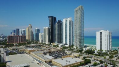 Sunny Isles Beach : des gratte-ciel qui s’enfoncent plus que prévu.