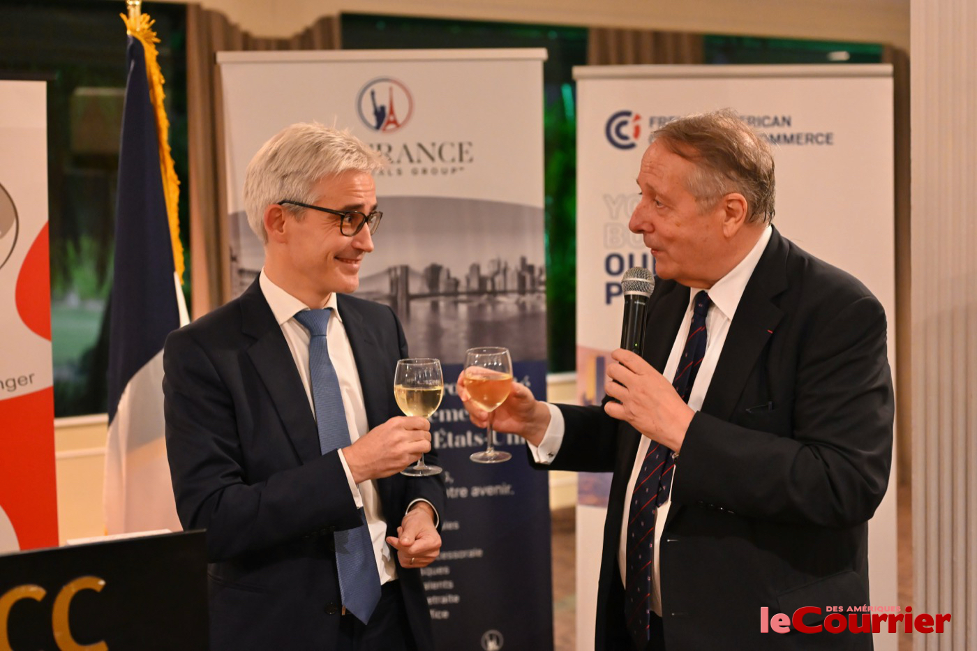 Raphaël Trapp (consul général) et Xavier Capdevielle (pdt UFE)