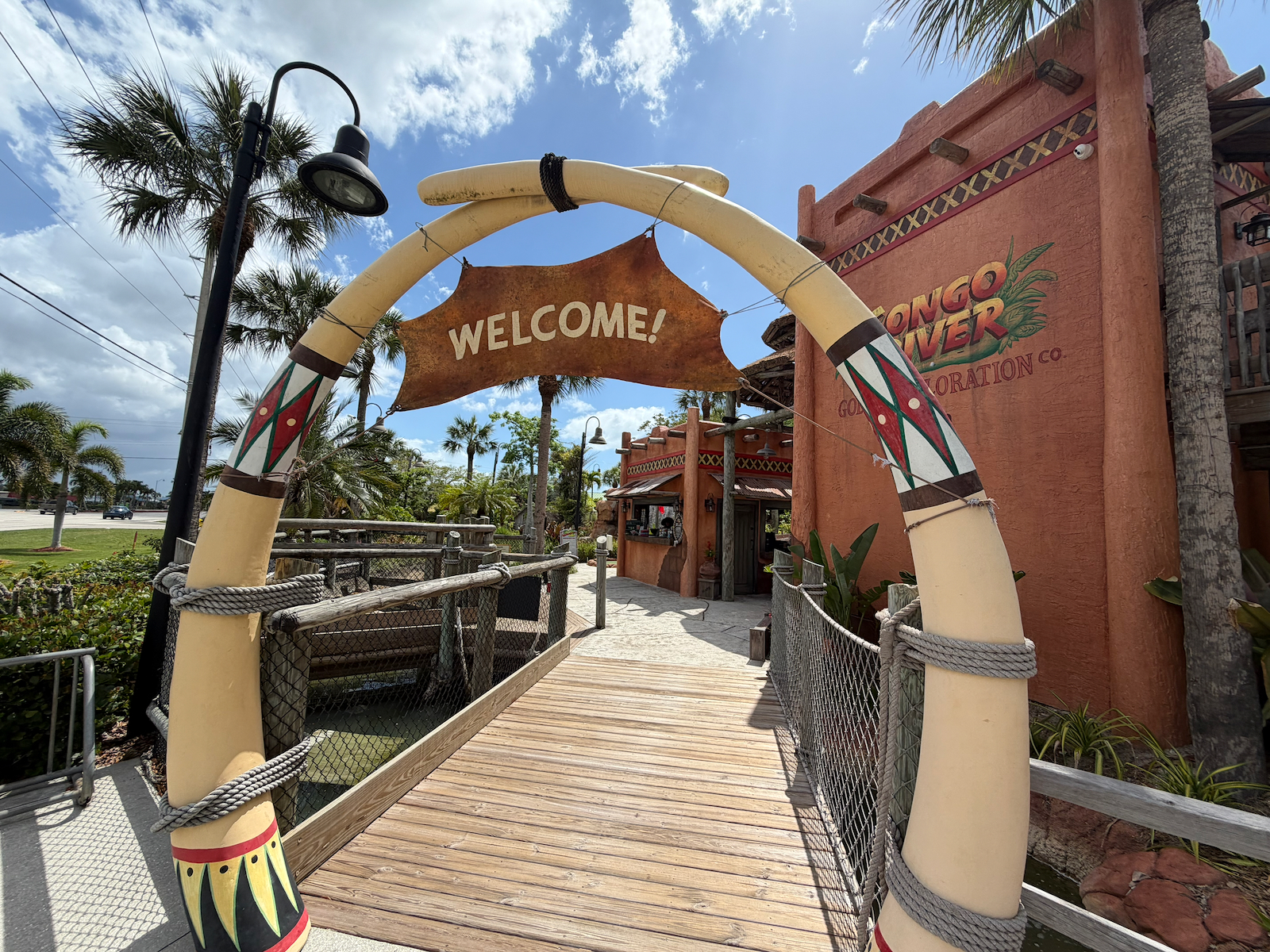 Congo River mini-golf de Bonita Springs : on a testé pour vous ce 18 trous spectaculaire et familial qui séduit les visiteurs