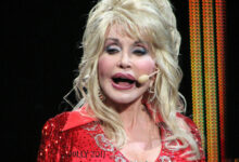 Dolly Parton est décédée.
