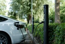 Recharger sa voiture électrique en Floride : les solutions selon votre logement