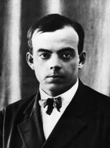 Antoine de Saint-Exupéry en 1920. 